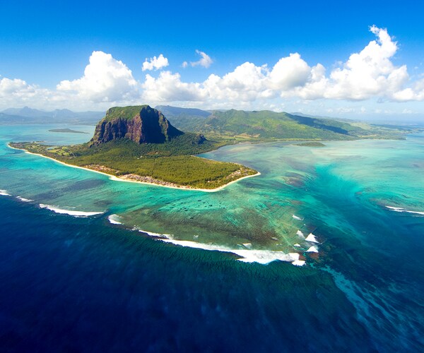 Lost Continent in Indian Ocean Discovered Beneath Mauritius?