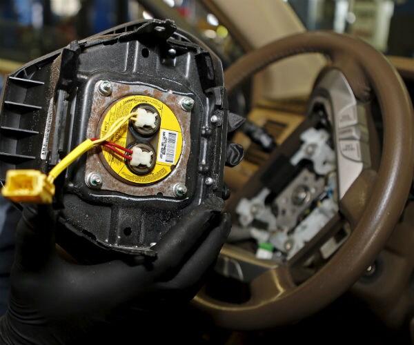 Honda Recalls 784,000 Vehicles in Japan Over Takata Air Bags