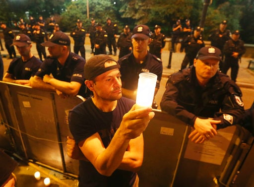 Poland's Senators to Vote on Contentious Court Law