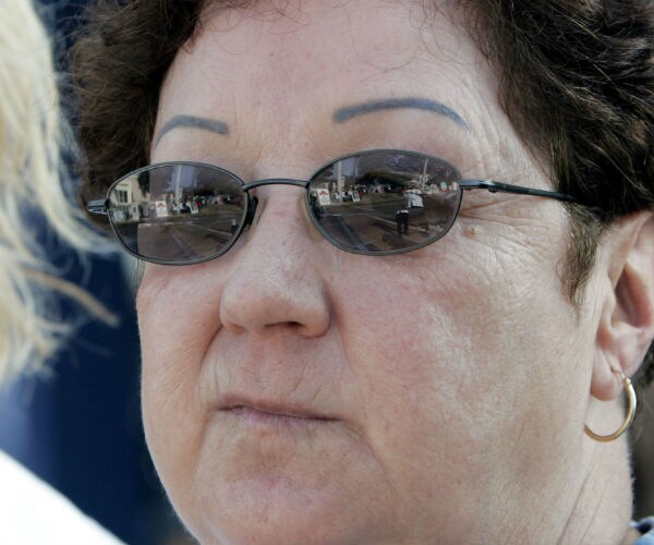 Roe's Passing Gives Pause for Reflection 