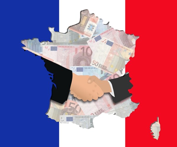 France Has a Leader, But Not Yet an Opposition