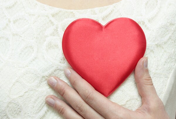Women Play Dangerous Waiting Game With Heart Symptoms