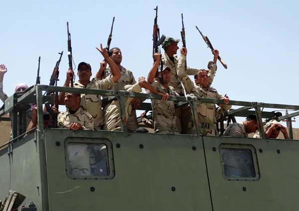 Iraq Army Retakes Saddam's Birthplace
