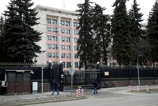 Russia Deports Chinese for Violating Self-quarantine Rules