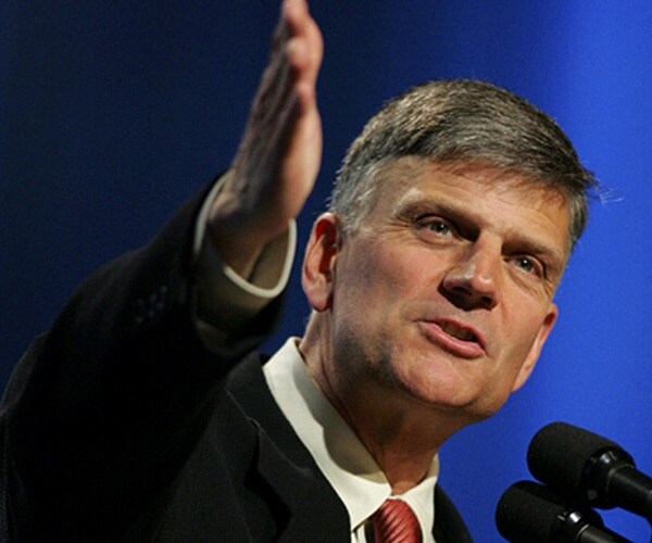 Franklin Graham's Evangelical Tour Hopes to Turn California Purple