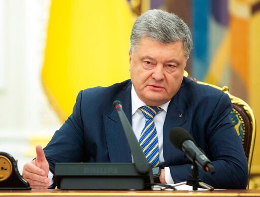 The Latest: German Official Calls for Calm over Ukraine