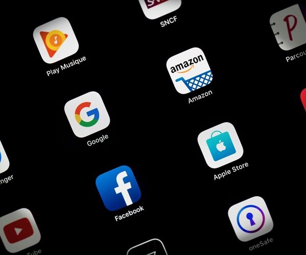 France Adopts Pioneering Tax on Tech Giants Despite US Threat