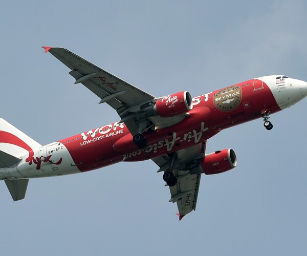 AirAsia Flight Plummets 20,000 Feet, Panic Ensues