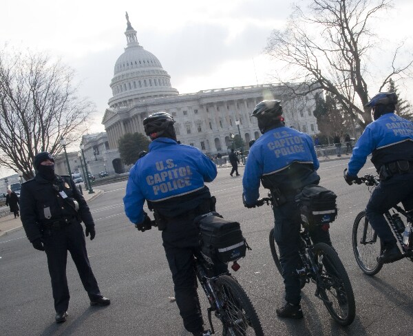 Congress OKs Bill Giving Capitol Police Power to Call Troops