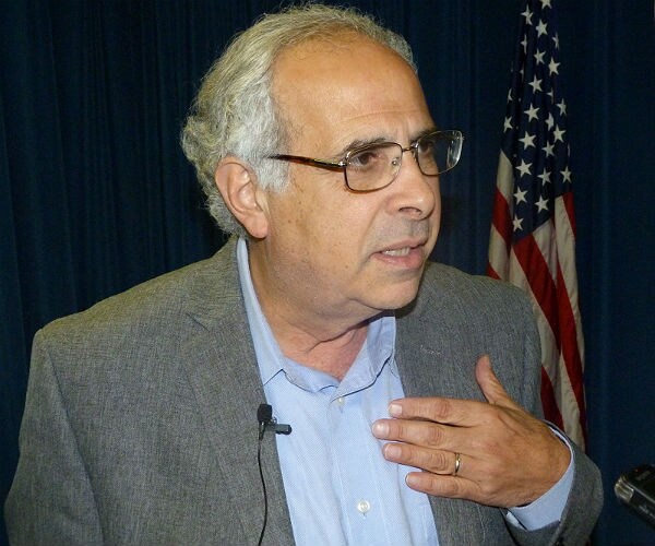 John Zogby: Polls Can Be Wrong, But Not Crooked