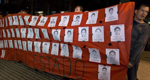 Mexico Presidential Palace Set Afire in Missing Student Protest