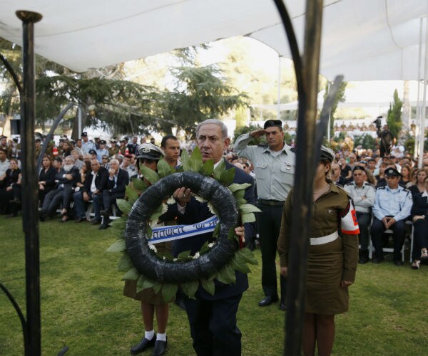 Defections Challenge Hamas-ISIS Alliance  