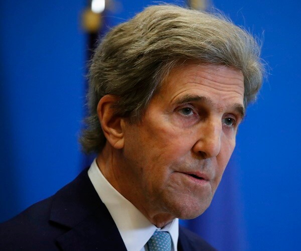 Climate Groups Call on Kerry to Shut Off Wall Street Funds