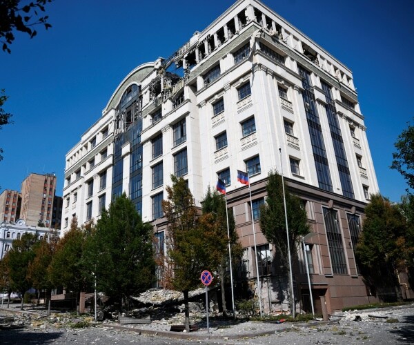 the administration building of the donetsk people's republic