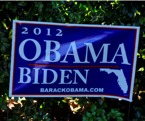 obama biden campaign sign