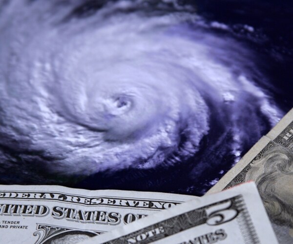 Bank of America Analyst: Market 'Right in Eye of the Storm'