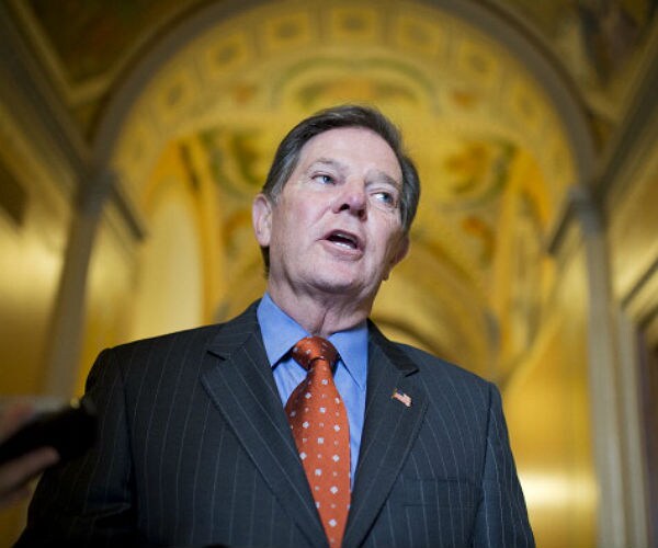 DeLay: Trump Must Stop 'Lawless' Judiciary