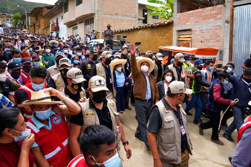 Daughter of Imprisoned Ex-president Leads Peru's Election
