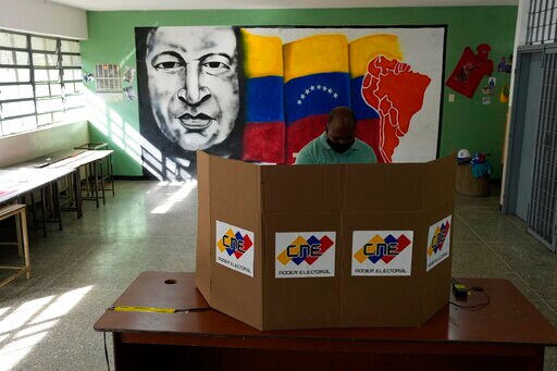 Venezuela Votes in Regional Election under International Eye