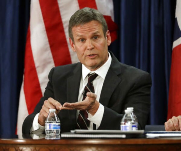 Tennessee GOP Primary Heats Up With Attack Ads