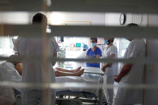 Medical Workers Conflicted by France's Partial Lockdown