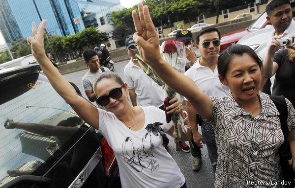 'Hunger Games' Salute Used as Protest in Thailand