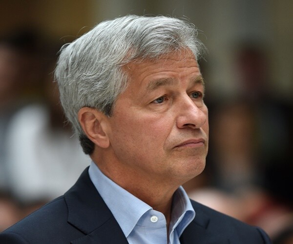 JP Morgan Chief Dimon Says Shouldn't Have Made Remarks About Trump