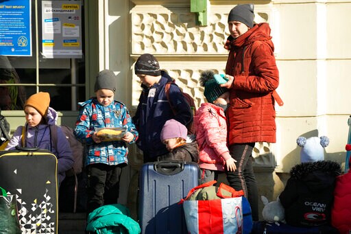 Ukraine Refugees' Hopes of Return Waning Weeks into war