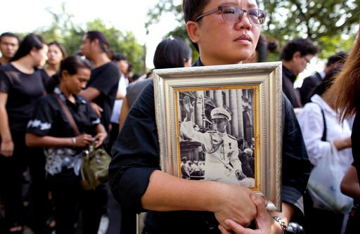 Grieving Thais Line up Streets for King's Funeral Procession