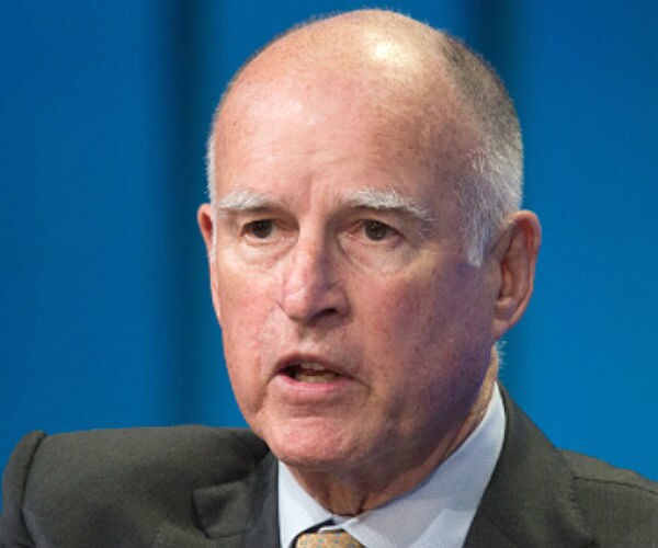 Jerry Brown: Trump Won't 'Stand in the Way' of Climate Action