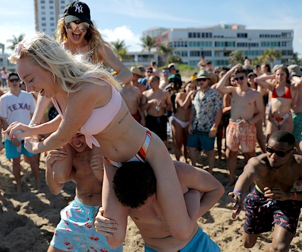 Spring breakers in Florida were slow to adopt appropriate social distancing protocols