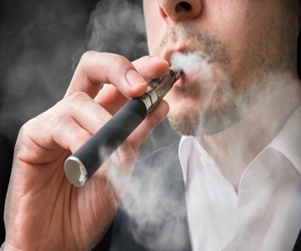 FDA Probes Dangers of Exploding E-cigarette Batteries