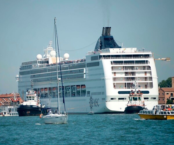 Huge Cruise Ship Plows into Tourist Boat, Dock in Venice