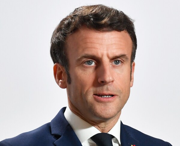 Macron: Will Talk to Putin in Next 48-72 Hours Over Mariupol Siege