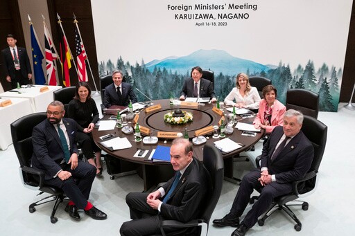 G-7 Vows to Intensify Russia Sanctions