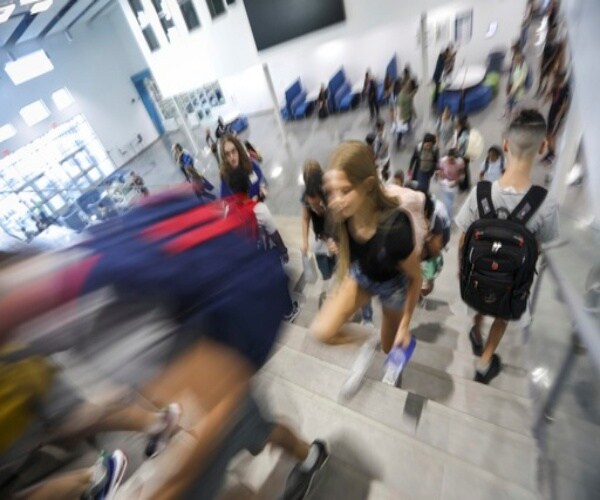 Students on stairs/halls of school