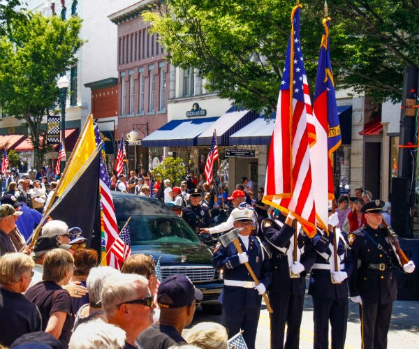 mia welcome home parade years later 
