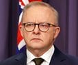 Aussie PM: Bondi Shooter Was Probed for ISIS Ties