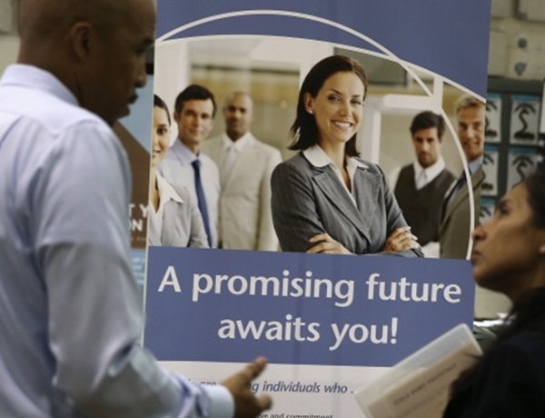 Middle-Class Jobs Still Remain Elusive