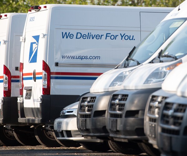 us postal service trucks in washington dc