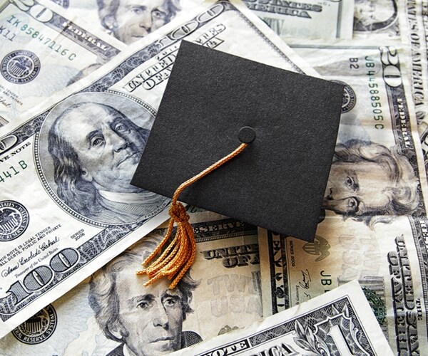 Walton Family Backs Bond-Market Experiment for Charter Schools