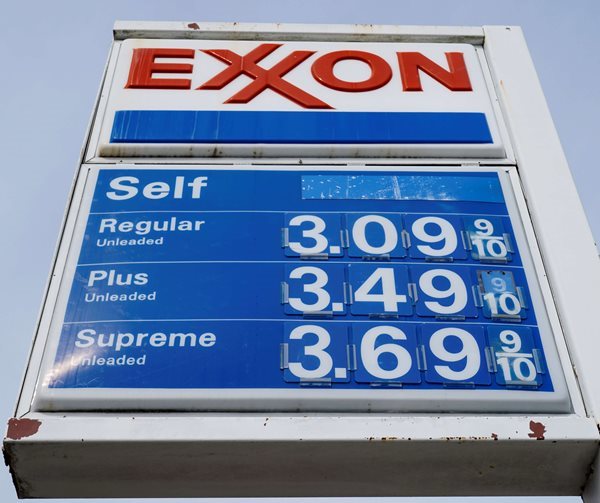 Exxon's Record-Smashing Q3 Profit Nearly Matches Apple's