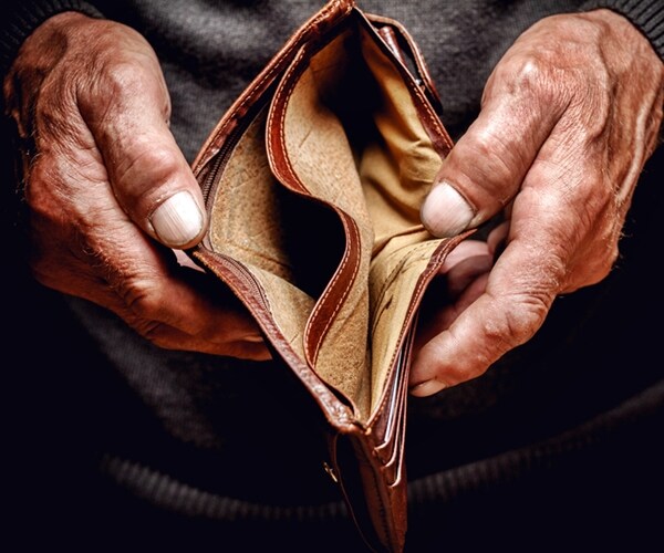 Weak Wage Increases Threaten Economic Growth