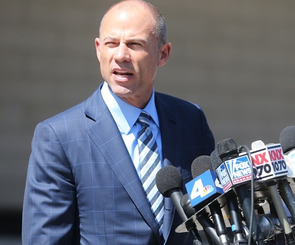 michael avenatti speaks to the press