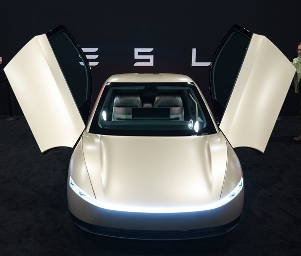 Tesla Sales Fall 13% Amid Musk Backlash, Aging Models