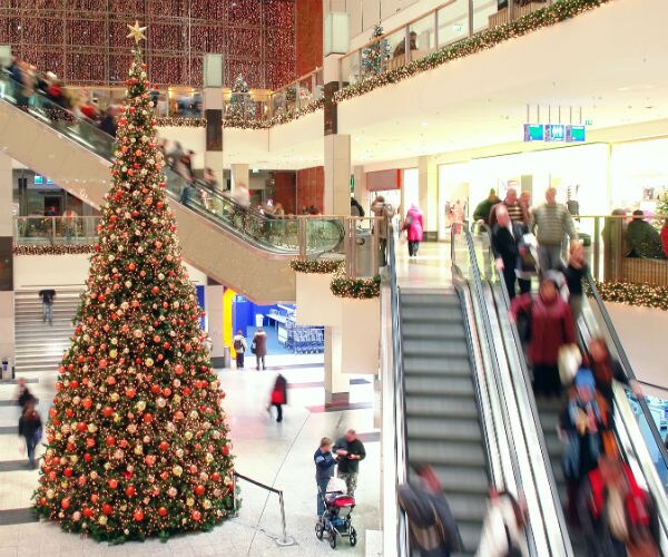 List of Stores Open on Thanksgiving or Black Friday