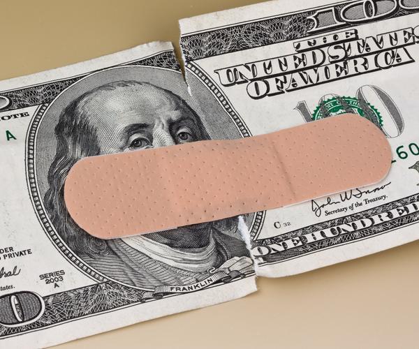 Labor Market Struggles to Heal as Layoffs Stay High