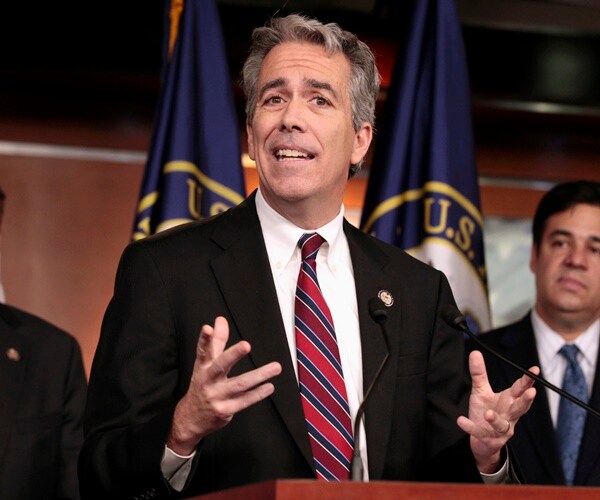 Former Tea Party Rep. Joe Walsh Announces Primary Challenge Against Trump