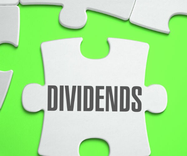Seeking Alpha: 18 Dividend-Paying Stocks to Help Boost Gains