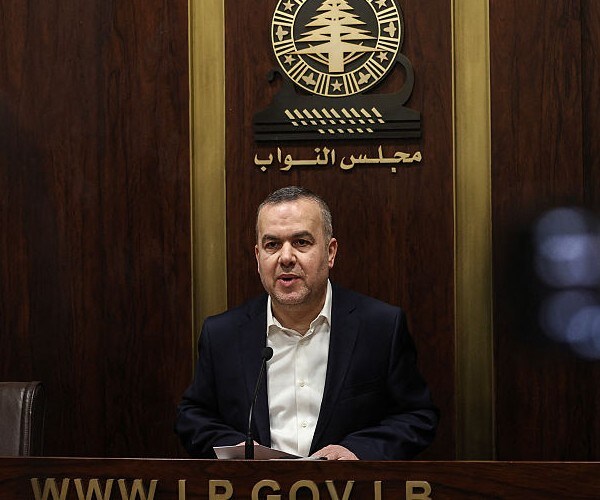 Hezbollah Lawmaker Says Iran Envoy Briefed Group on Possible Short-Term Ceasefire